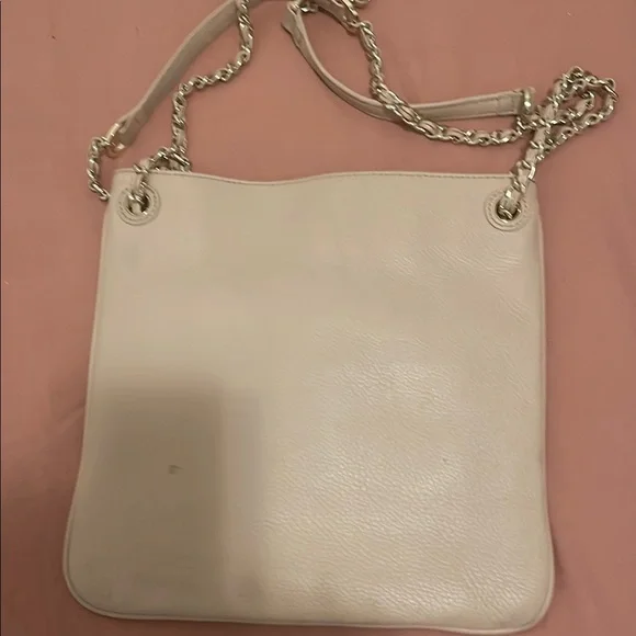 Tory Burch Cream Leather Shoulder Bag with Chain Strap - Picture 2 of 5